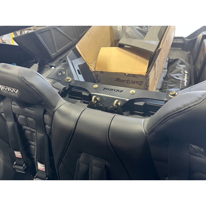 TMW PRO R/Turbo R Center Harness Mount For Bench Seat